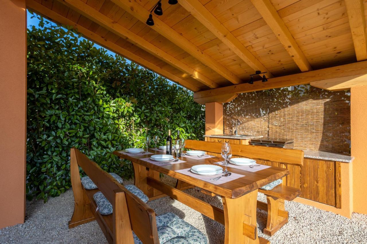 Holiday House Toici Nenadici  Exterior foto