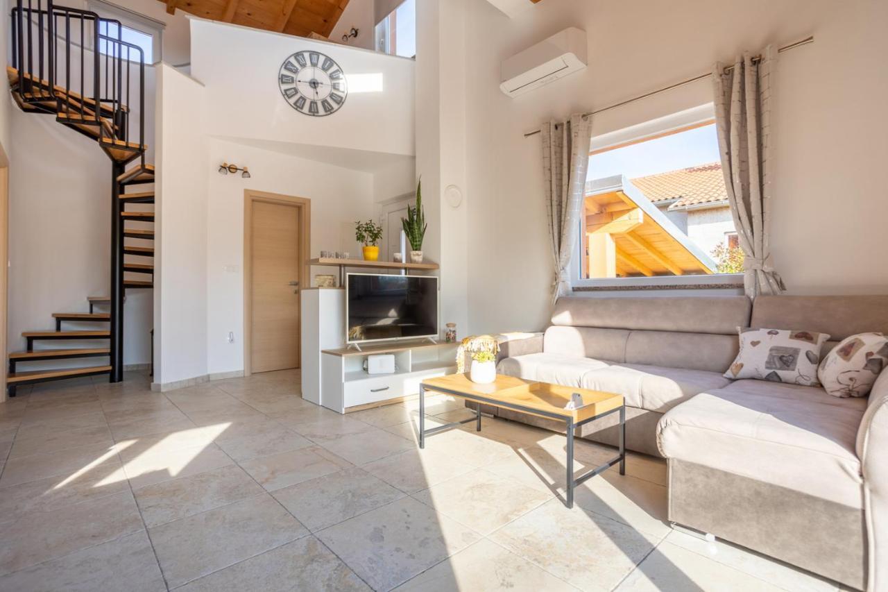 Holiday House Toici Nenadici  Exterior foto