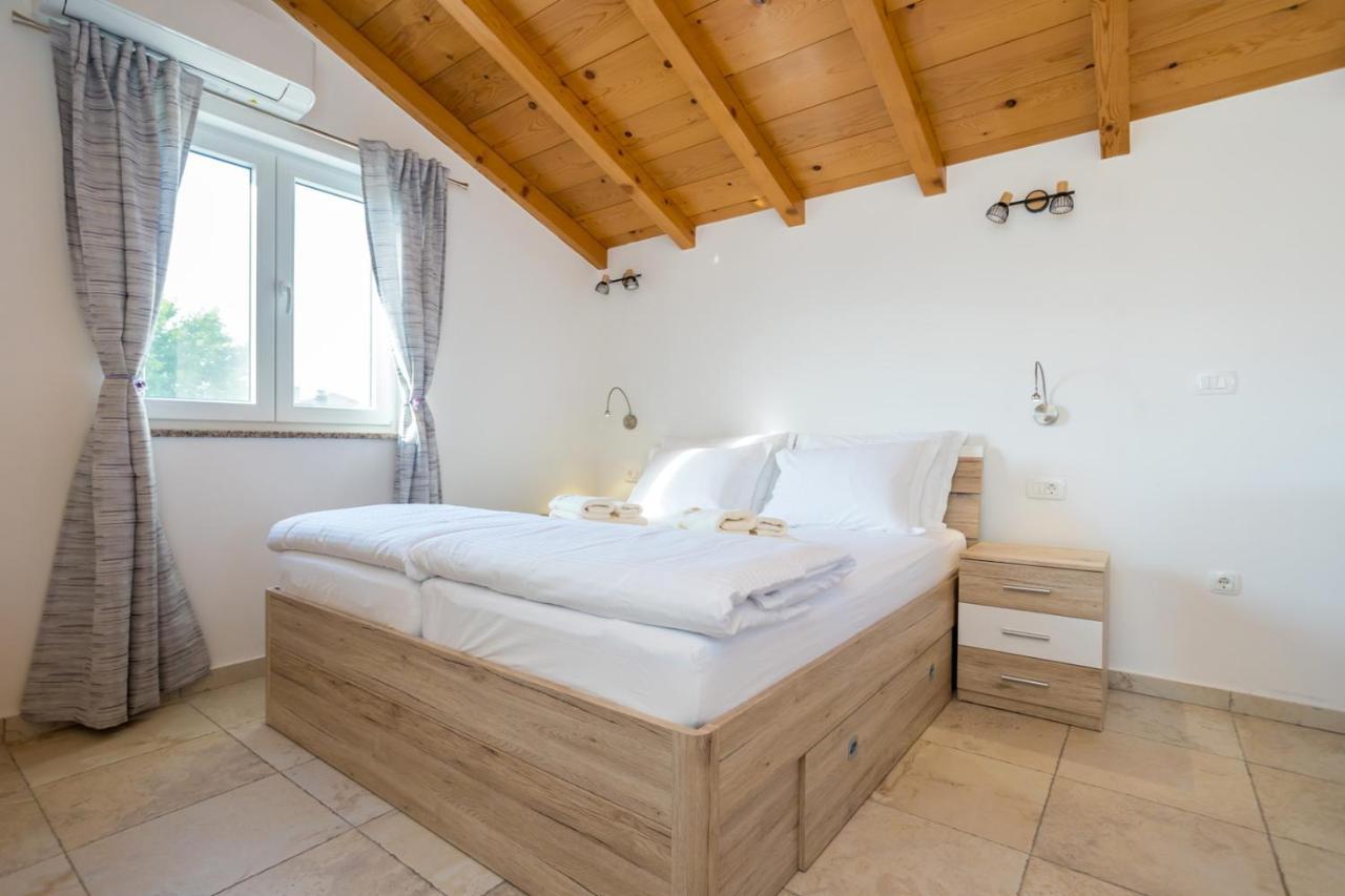 Holiday House Toici Nenadici  Exterior foto